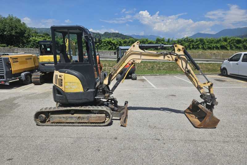 OmecoHub - Immagine YANMAR VIO25-4